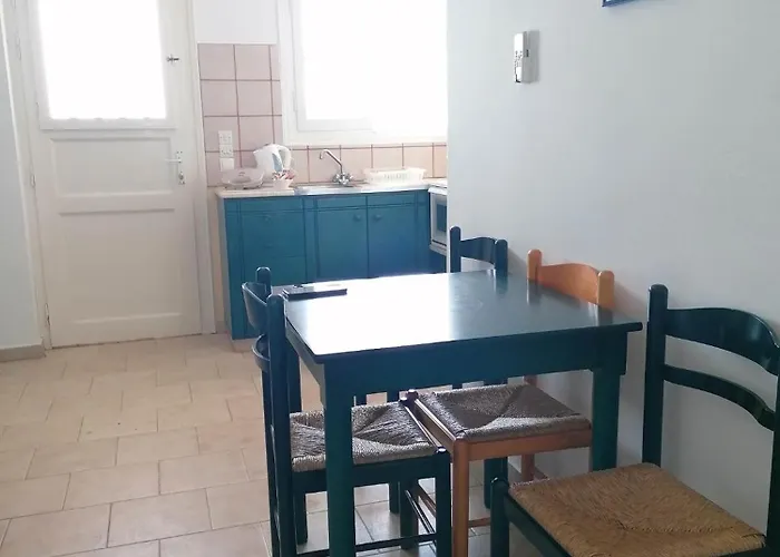 Aigaio View & Aparthotel 3*