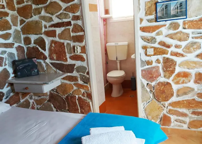 Aigaio View & Aparthotel 3*