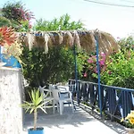 Aigaio View & Lejlighedshotel 3*