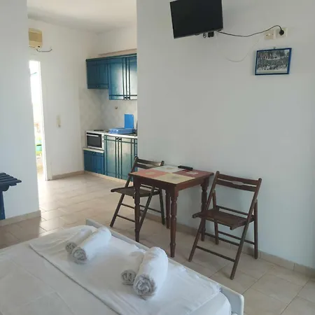 Aigaio View & Aparthotel Azolimnos