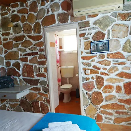 Lejlighedshotel Aigaio View & 3*