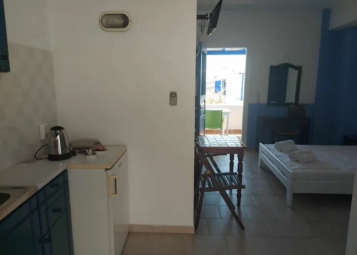 מלון דירות Aigaio View & 3*